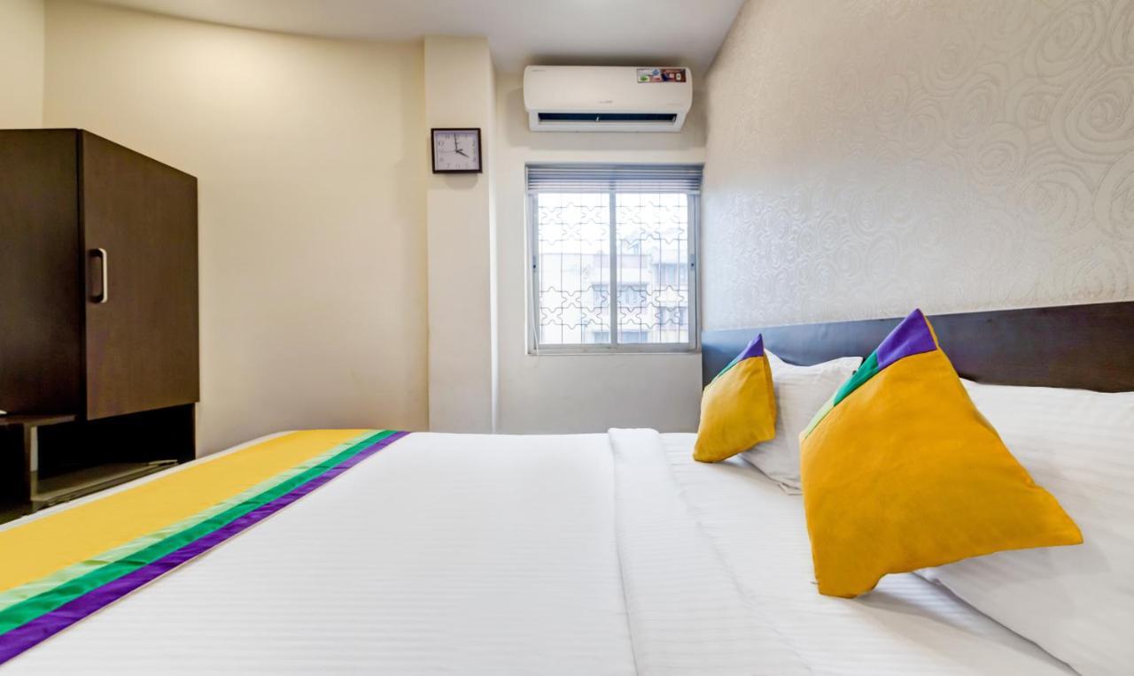 Itsy Hotels Neeranand Plaza Calcutta Exterior foto