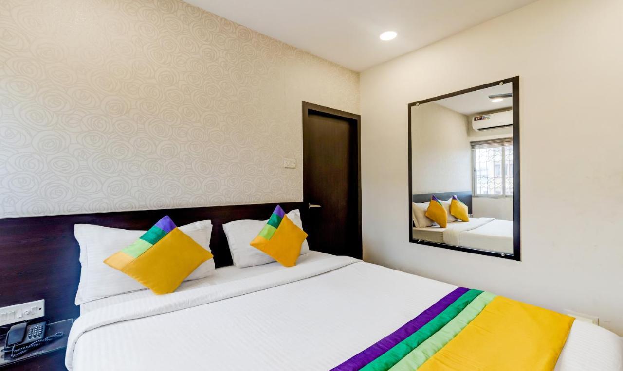 Itsy Hotels Neeranand Plaza Calcutta Exterior foto