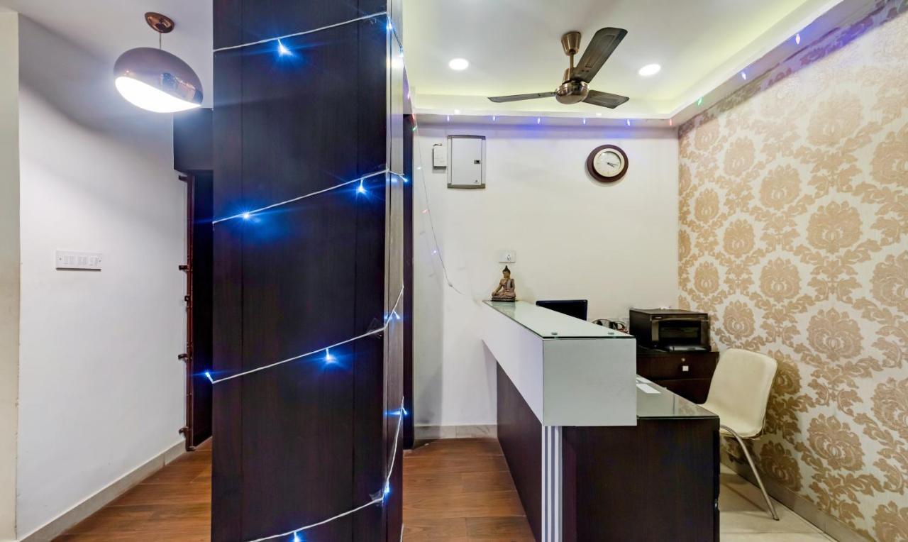 Itsy Hotels Neeranand Plaza Calcutta Exterior foto